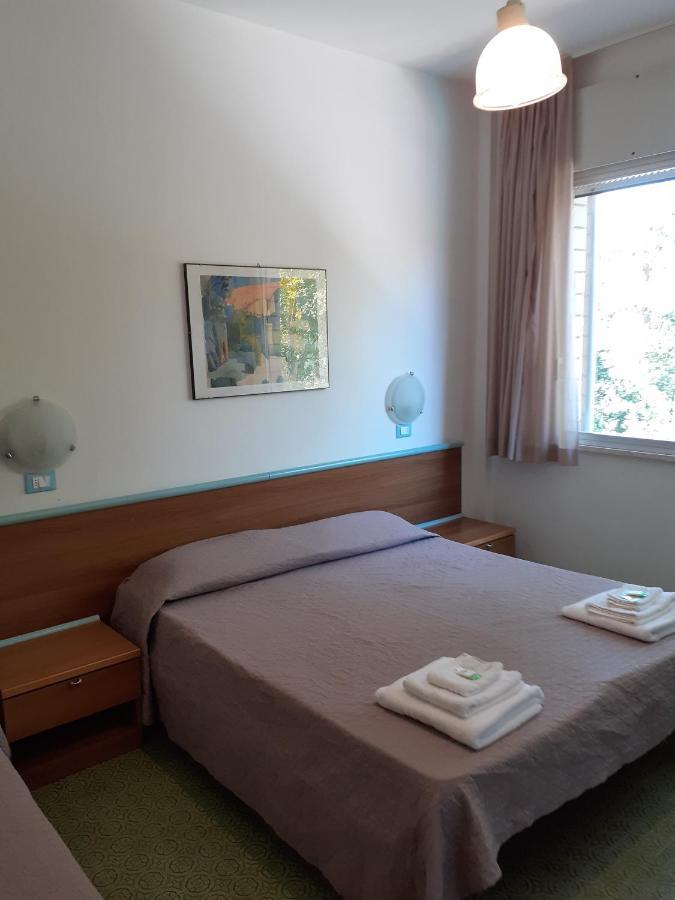 Hotel Solaria Marina Romea Luaran gambar