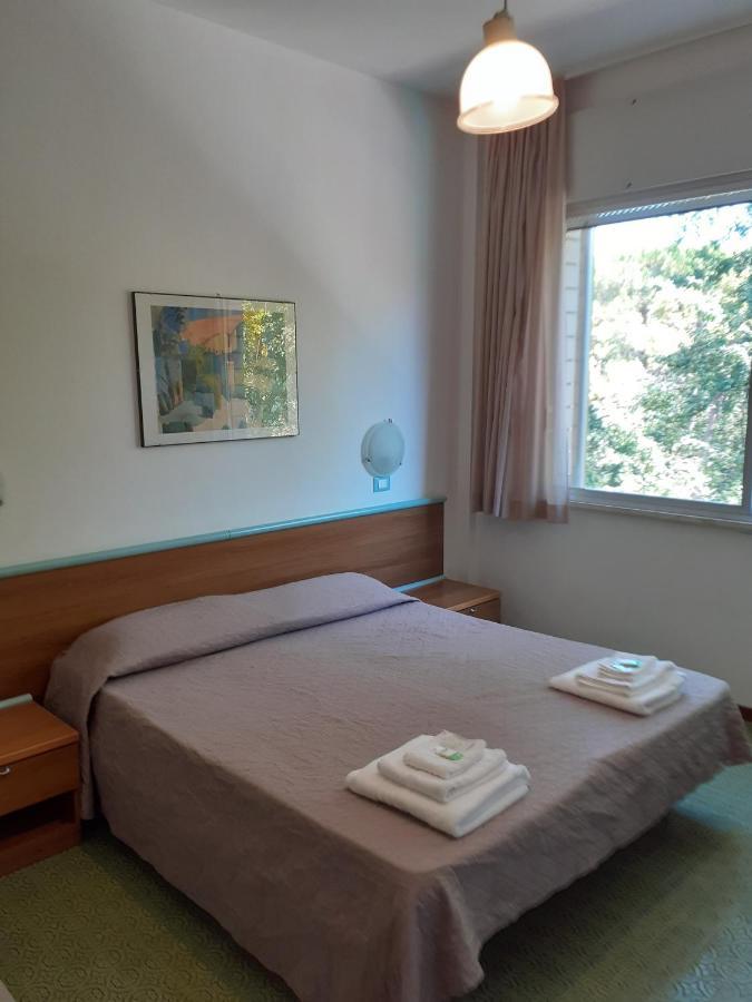 Hotel Solaria Marina Romea Luaran gambar