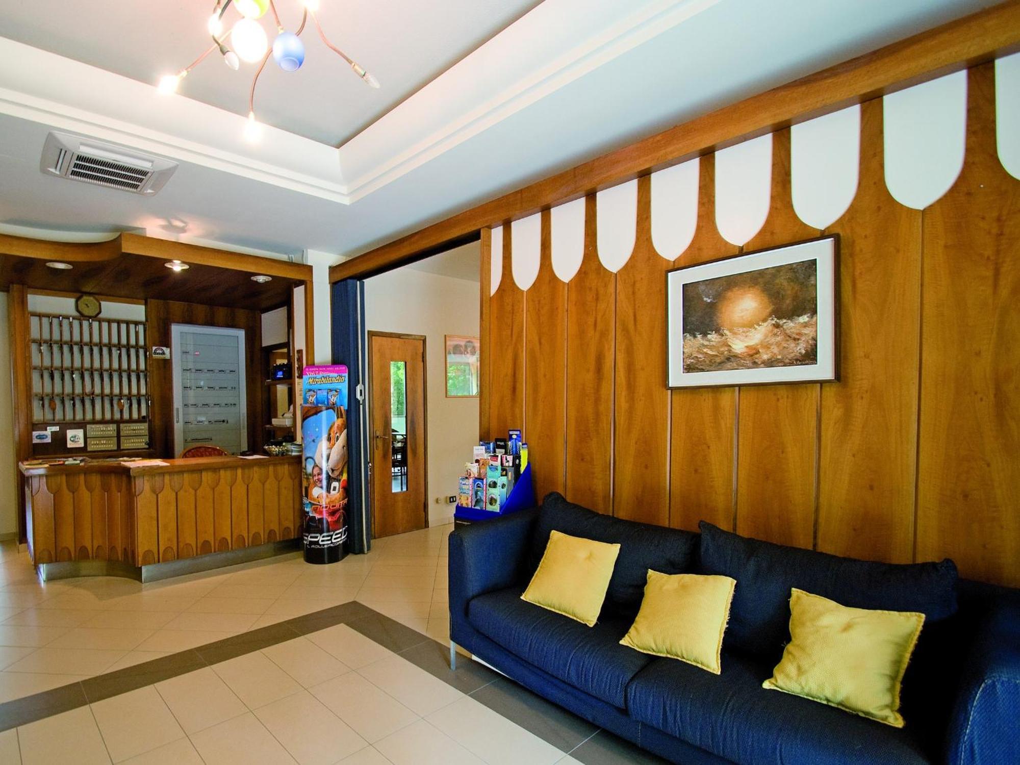 Hotel Solaria Marina Romea Luaran gambar