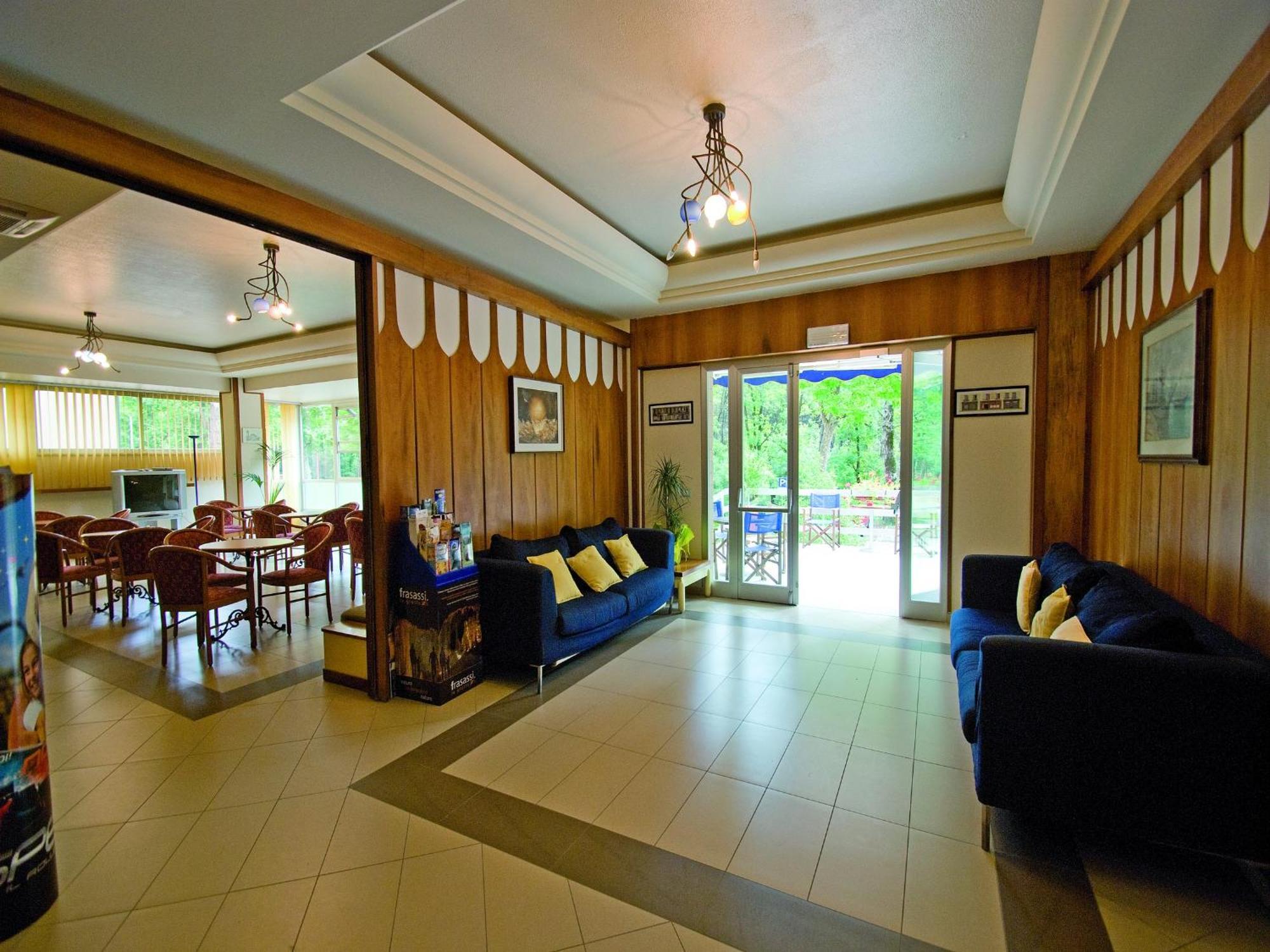 Hotel Solaria Marina Romea Luaran gambar