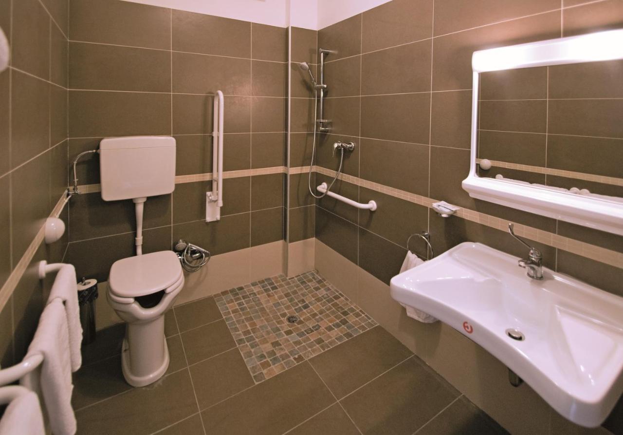 Hotel Solaria Marina Romea Luaran gambar